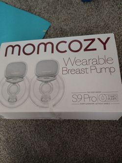 Mom cozy breast pump wearable