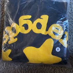 Spider Hoodie Small 