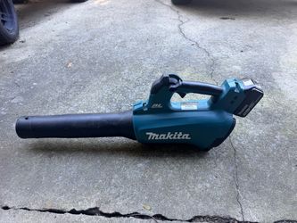 Makita 18V LXT Brushless Blower + 5.0Ah Battery & Dual Charger