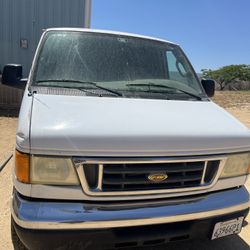 2006 Ford E-350