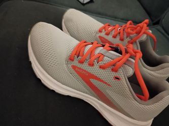 Brooks shoes