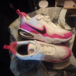 Women's Nike Air Max!!!