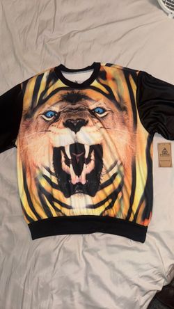 2 M-Hotwire Crew necks