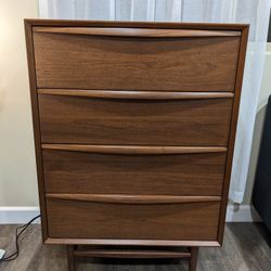 Article 4-Drawer Lenia Dresser