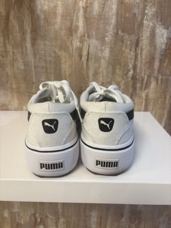 Used Puma Sneakers For Woman