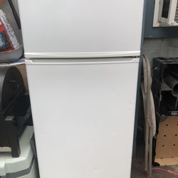 Refrigerator SANYO 