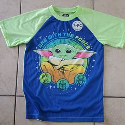 New Star Wars Pj Shirt. Size M 10-12