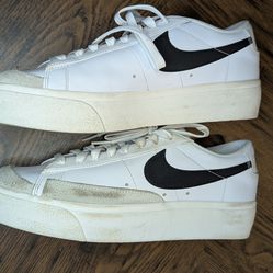 Nike Blazer Low Platform White Black Sneakers Shoes DJ0292-101 Womens Size 10.5