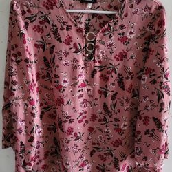 Womens T Shirt Size XL