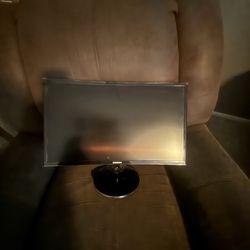 Samsung Color Display Monitor 24” curved