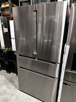 36 Inch, 20.5 Cu. Ft. Freestanding French Door Bottom Mount Refrigerator: Stainless Steel, Recessed Handle