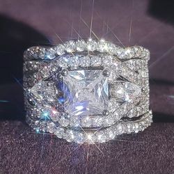 New 18k White Gold Wedding Ring Set 