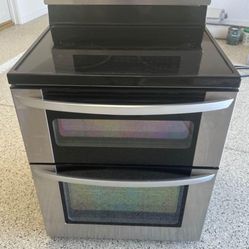 2012 LG STOVE