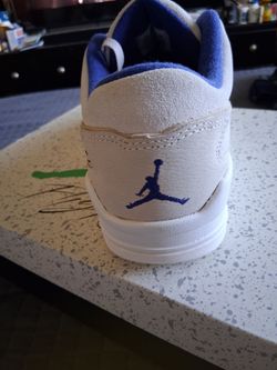 Jordan Flight tennis shoes