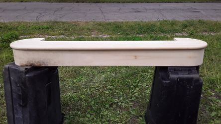 Fireplace mantle