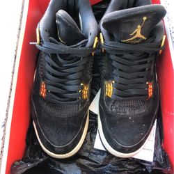 Jordan 4 Royalty
