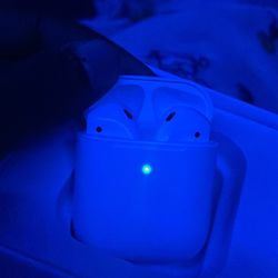 AirPods Gen 2