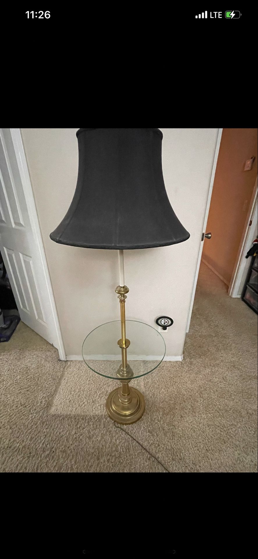 Antique sturdy lamp 