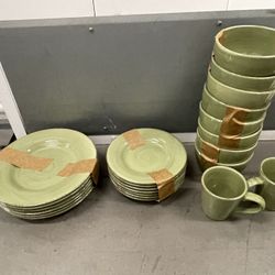 Plate And Bowl Set. 