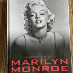 Photographic History of Marilyn Monroe by Parragon Staff NM