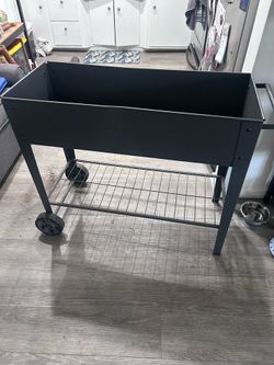 Gardening cart