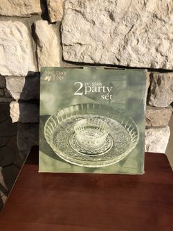 Two piece glass party tray