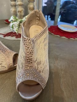 Lace And Rhinestone Trim Heel