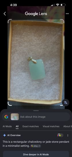 minimalist mint green pendant  made of jadeite