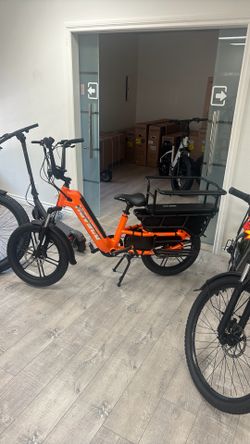 free accessory rear basket - family ebike for kid and pets to sit in back