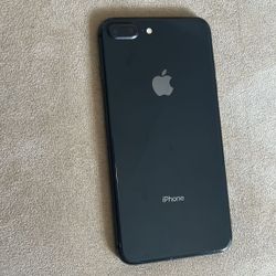 Apple iPhone 8 Plus, damaged