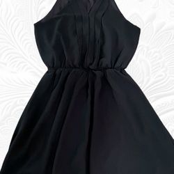 Adorable LBD Perfect for Summer Date Nights