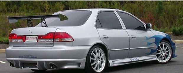 Spoiler universal fit any car le hace a cualquier carro