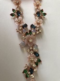 Natural opal , London blue topaz , MOP necklace 20’