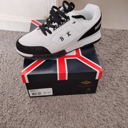 New In Box British Knights Men 10 4o2 383 391o