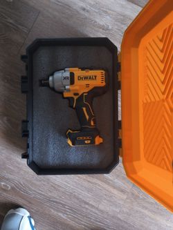 DeWalt 20V MAX XR  1/2 Inch High Torque  Impact Wrench