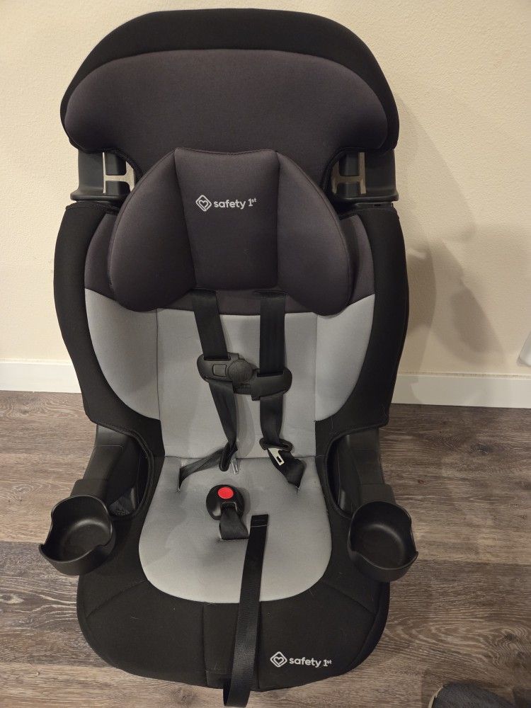 Safety 1st Grand 2-in-1 Booster Car Seat
