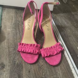 Pink Women’s Heels Size 8