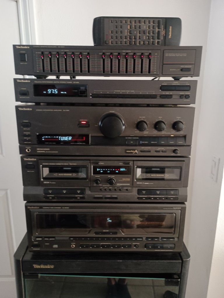 Technics Stereo System