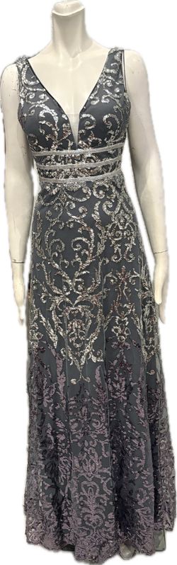 Beautiful dresses only 50.00 med/ small