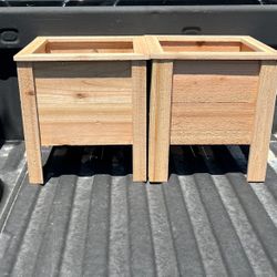 Cedar wood planters 