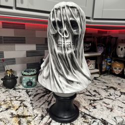 Gothic Decor LED Veiled Skeleton Ghost Bust Pedestal 