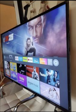 58" Amazon fire smart tv 4k great condition come with remote. Great quality pic no scratch