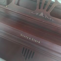 Story & Clark Upright Piano 