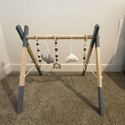 Wooden play gym baby toys