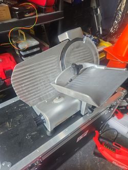Meat slicer
