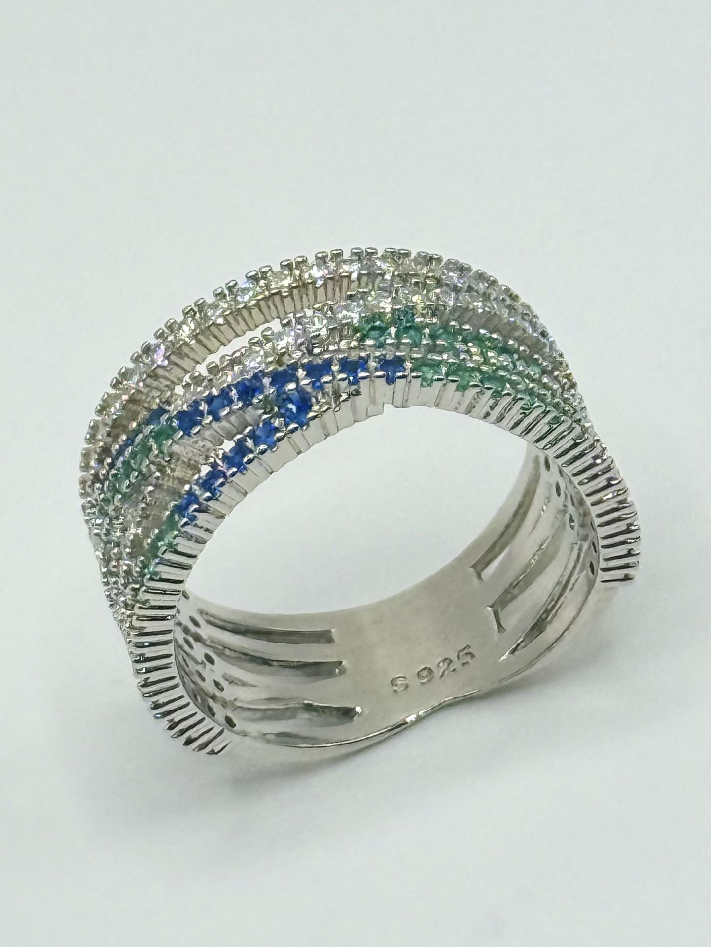 NWOT S925 Silver Tone Intertwined multicolor Cubic Zircon Eternity Ring in 7