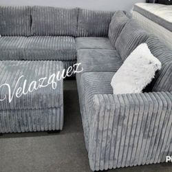 ✅️✅️4-Piece Sectional Set W/ Ottoman✅️✅️