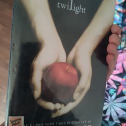 Twilight 4 Series Hard Copy Set 
