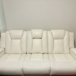 WHITE LEATHER COUCHES 