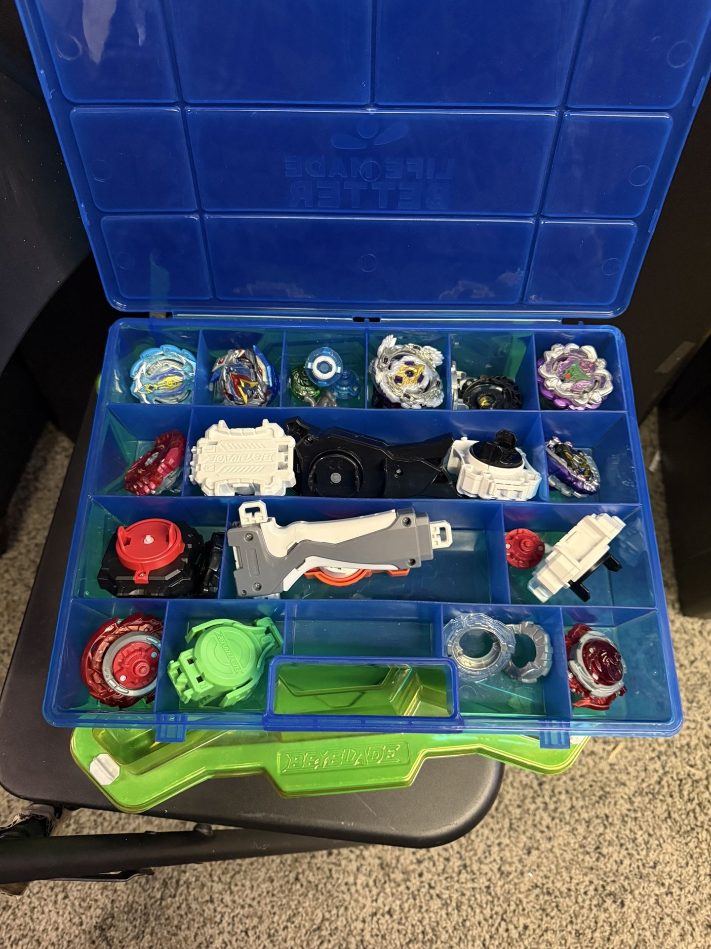 Beyblades Kit